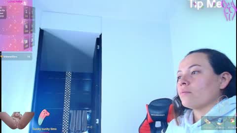 Snapshot of _honey1_ chatting on September 2025 01:03:01 PM Honey online show from September 2025 01:03:01 PM