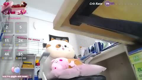 Ariel online show from November 2025 04:14:02 AM