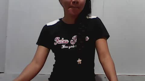 _hotzooey69_ online show from December 2024 02:47:02 PM