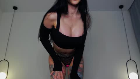 Mary online show from December 2024 03:55:01 PM