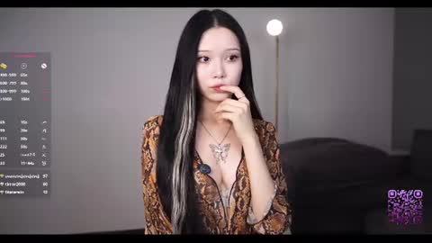 Snapshot of _in_the_end_ chatting on June 2026 04:09:01 PM you Mia online show from June 2026 04:09:01 PM