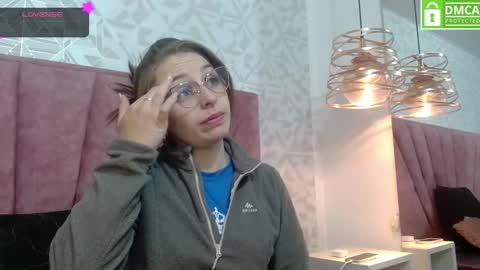 Isa online show from February 2025 12:08:01 PM