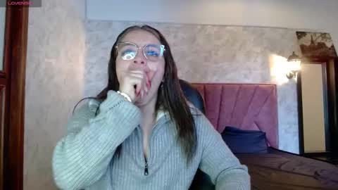 Isa online show from September 2025 11:54:01 AM