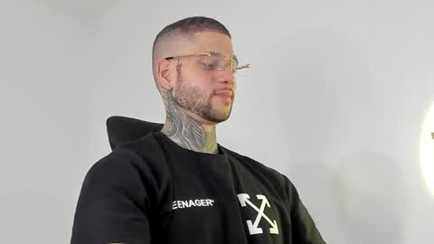 jeison online show from September 2025 02:05:01 AM