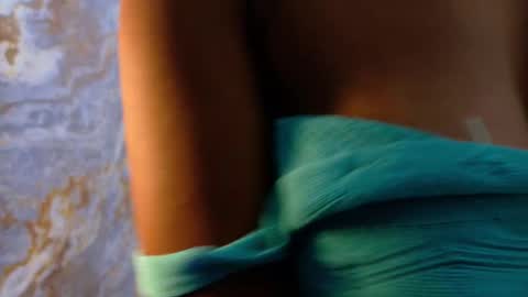 Snapshot of _jessi69_ chatting on October 2025 12:06:01 AM Jesica online show from October 2025 12:06:01 AM