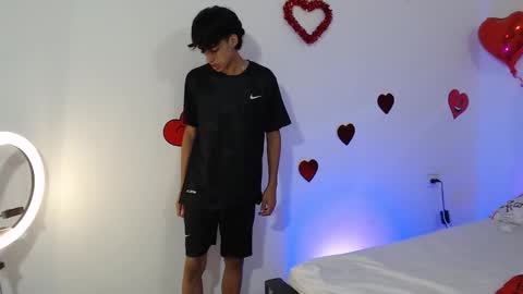 JHOSSUA  VALERIO online show from February 2026 10:22:01 PM