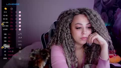 _just_a_queen_3 online show from December 2024 08:59:01 AM