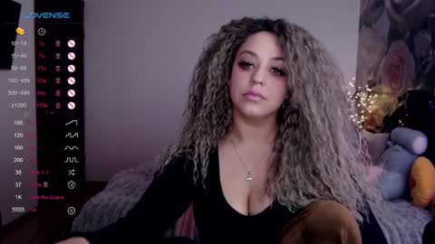 _just_a_queen_3 online show from March 2025 07:46:02 AM