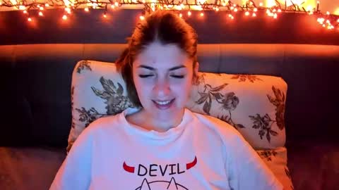 _just_a_simple_girl online show from February 2025 05:27:01 PM