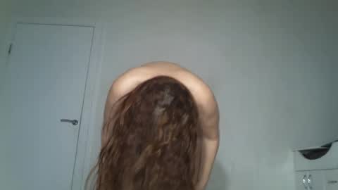 KAPELKA   online show from January 2026 09:02:02 PM