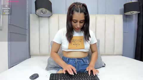 Snapshot of _karla_brunette_ chatting on March 2025 07:26:02 PM Amanda online show from March 2025 07:26:02 PM