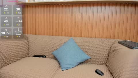 Snapshot of _karla_brunette_ chatting on October 2025 06:37:01 PM Amanda online show from October 2025 06:37:01 PM