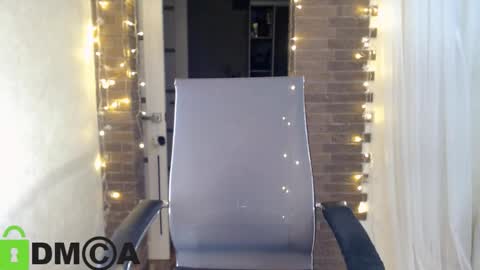  karolina online show from November 2025 04:53:01 PM