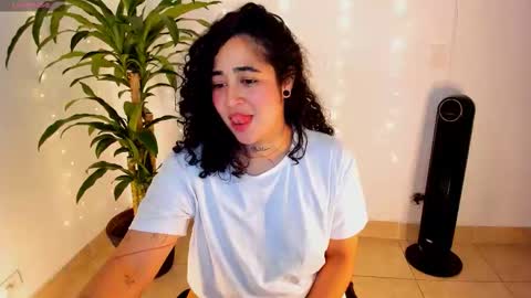     online show from December 2025 02:52:02 AM