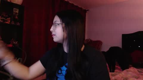 Snapshot of _kat_sweet chatting on December 2024 07:11:02 AM Cata online show from December 2024 07:11:02 AM