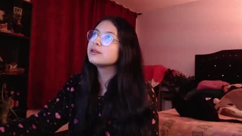 Snapshot of _kat_sweet chatting on February 2025 03:35:02 AM Cata online show from February 2025 03:35:02 AM