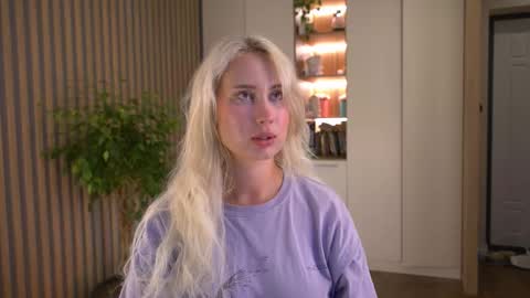 Kate online show from September 2025 02:19:01 PM