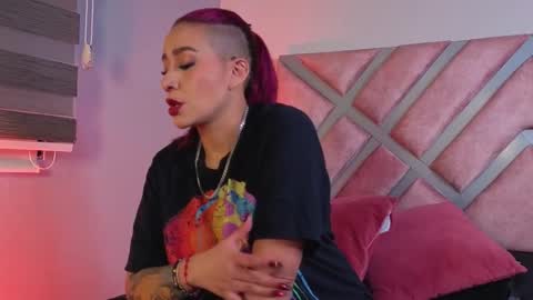 kelly online show from October 2025 12:29:01 PM