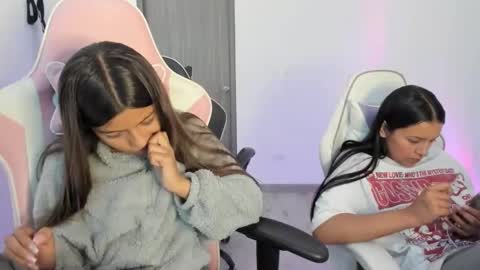 khloe sweet online show from February 2026 08:15:01 PM