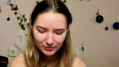 Snapshot of _kikiclark_ chatting on February 2026 11:50:01 AM _kikiclark_ online show from February 2026 11:50:01 AM