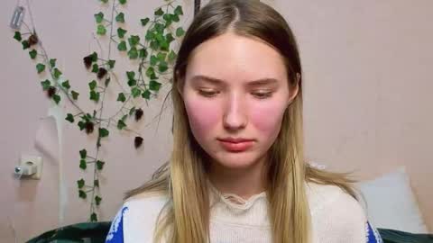 Snapshot of _kikiclark_ chatting on February 2026 07:12:01 PM _kikiclark_ online show from February 2026 07:12:01 PM