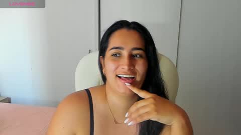 Snapshot of _kimdesire chatting on February 2026 05:34:01 PM Kim online show from February 2026 05:34:01 PM