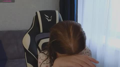 Molly   Emily online show from October 2025 10:54:02 AM