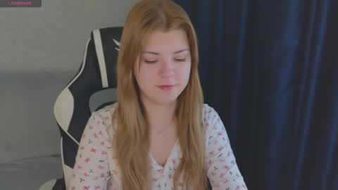 Molly   Emily online show from October 2025 04:34:01 AM