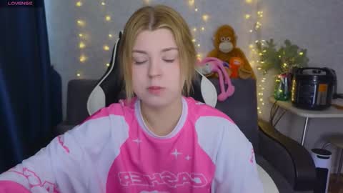 Molly   Emily online show from March 2026 11:49:01 AM