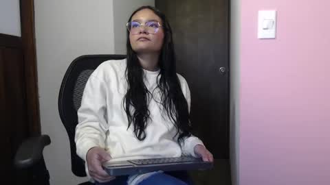 Jalina online show from October 2025 12:24:01 PM