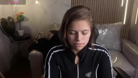 _kitten_1 online show from June 2026 11:51:02 PM