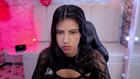 Hi Stream 300pm to 900pm online show from February 2026 01:18:01 PM