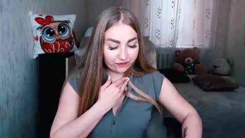 Snapshot of _kittyboo chatting on February 2026 08:41:01 AM Aleksa online show from February 2026 08:41:01 AM