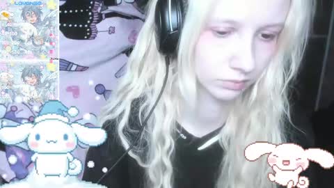  kuro  online show from February 2025 08:11:02 PM