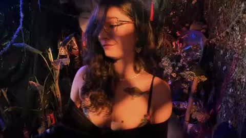 Snapshot of _lady_luna_ chatting on June 2026 12:14:01 AM Lady Luna online show from June 2026 12:14:01 AM