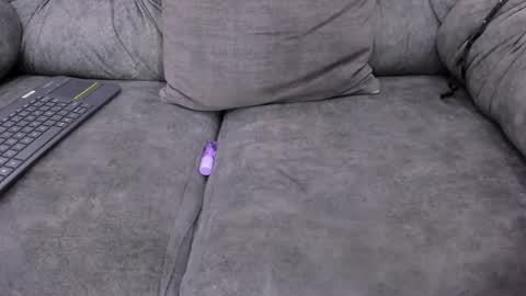     online show from January 2025 02:21:02 AM