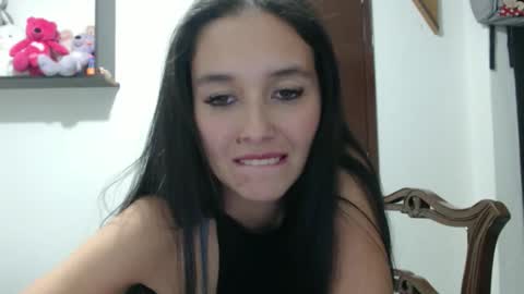 Lauren 3 online show from December 2025 06:23:01 AM