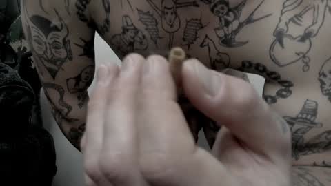 Layne online show from December 2024 07:51:02 AM