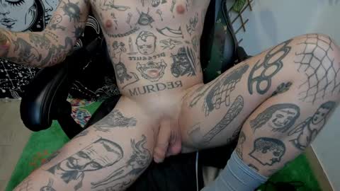 Layne online show from March 2025 09:59:02 PM