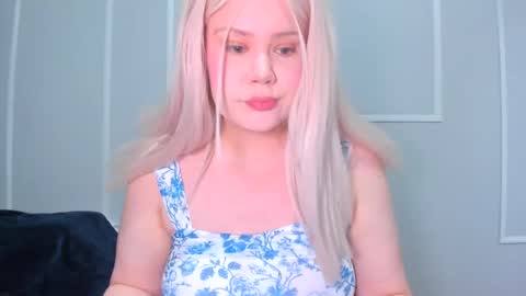 leana online show from September 2025 01:47:02 PM