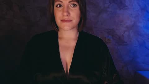 Letty online show from December 2024 08:40:01 PM