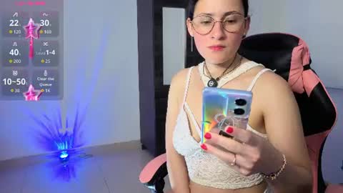 Lindasy online show from July 2026 11:49:02 AM