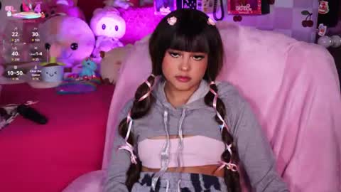 _little_glrl_ online show from June 2026 11:17:02 PM