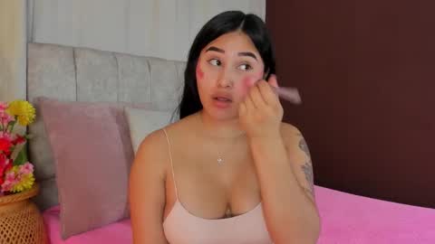 Ivy 3 online show from October 2025 08:07:01 PM