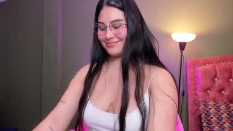 Ivy 3 online show from December 2025 04:16:01 PM