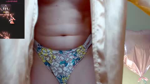 Snapshot of _little_misss chatting on January 2025 07:32:02 AM Mila online show from January 2025 07:32:02 AM