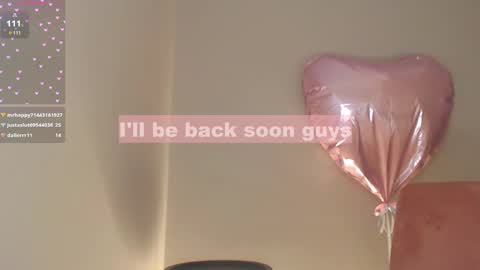 Snapshot of _little_misss chatting on February 2025 10:38:02 AM Mila online show from February 2025 10:38:02 AM