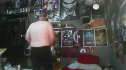 That guy online show from September 2025 03:57:01 PM