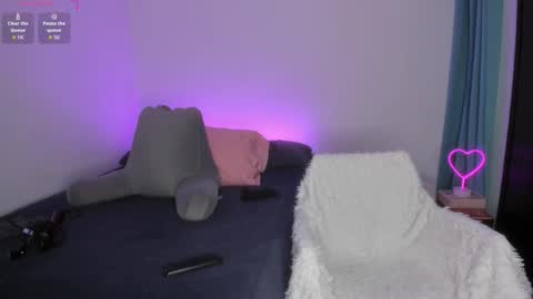 Snapshot of _lucianapalmer chatting on November 2025 09:35:01 PM online show from November 2025 09:35:01 PM