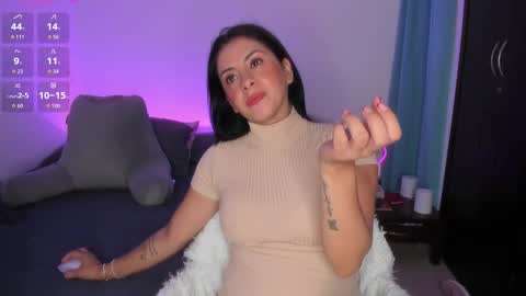 Snapshot of _lucianapalmer chatting on November 2025 12:15:02 PM online show from November 2025 12:15:02 PM